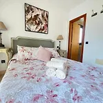 Tinajas Penthouse Views * Κοραλέχο